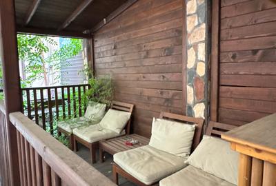 Casă cu 10 camere cu Teren 250 Mp în Giulești - 2