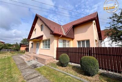 Tur 3D! Resedinta notabila,pe armonios cadru natural,distinse faciliati,Central, Tur 3D! Resedinta notabila,pe armonios cadru natural,distinse faciliati,Central, - 29