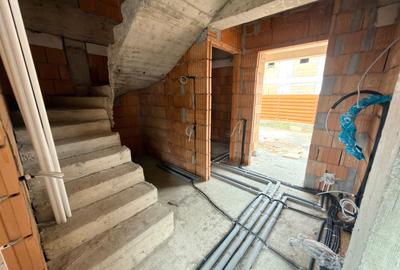 Casa P+1+Pod inalt. 4 cam. Util 107mp. Teren 148mp - 11