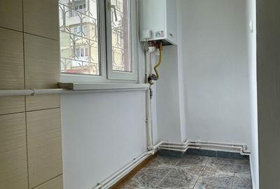 Apartament cu 3 camere semidecomandat în Dărmănești - 4