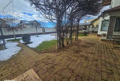 Casă cu 4 camere în Strejnicu