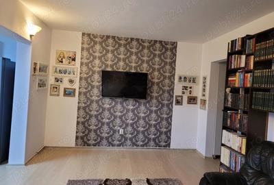 Apartament cu 3 camere decomandat în Central - 4