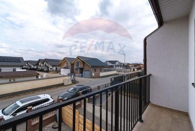 Casă cu 4 camere cu Teren 252 Mp în Tărlungeni - 13