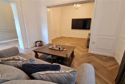 Casă individuală cu 10 camere cu Canalizare în Malu Mare - 8