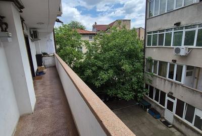 Apartament cu 2 camere decomandat în Central - 19