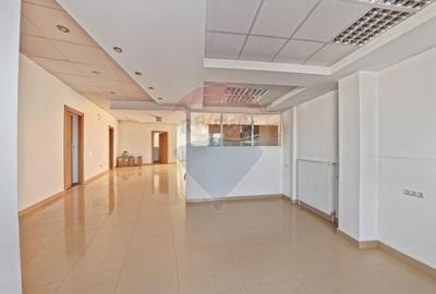 Showroom de vanzare, Calea Romanului - Bacau - 6