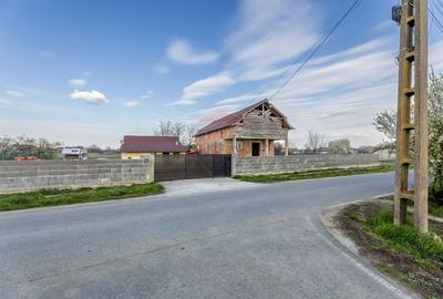 Casă cu 4 camere cu Teren 2056 Mp în Iratoșu - 2