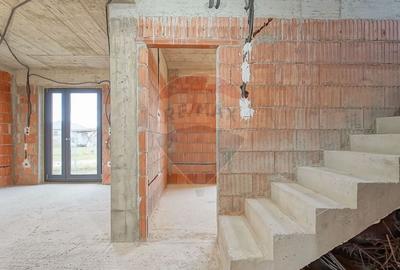 Casa solida la gri, 5 camere, 131 mp utili - Priveliste de vis - 9