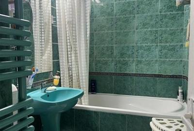 Apartament cu 3 camere semidecomandat în Nufărul - 6