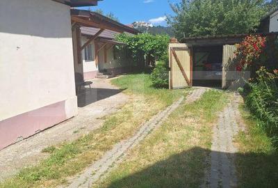 Casă cu 4 camere cu Teren 1100 Mp în Central - 14