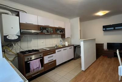 Apartament cu 3 camere semidecomandat, mobilat în Florești - 4