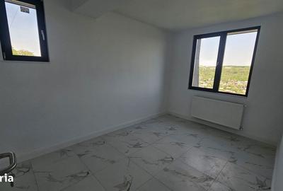 Apartament cu 4 camere în Sărărie - 6