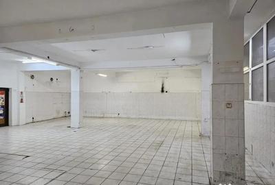 Spațiu comercial, de 181 mp, în Central - 1