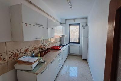 Apartament 3 camere Jiului + 4 locuri parcare - 6