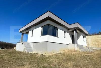 Casă cu 4 camere cu Teren 620 Mp în Central - 2