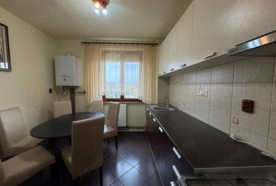 Apartament cu 3 camere decomandat în Progresul - 2