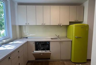 Apartament cu 4 camere decomandat în Rahova - 1