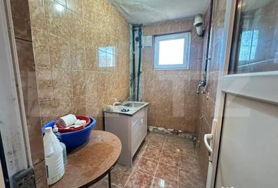 Apartament cu 3 camere semidecomandat în Central - 2