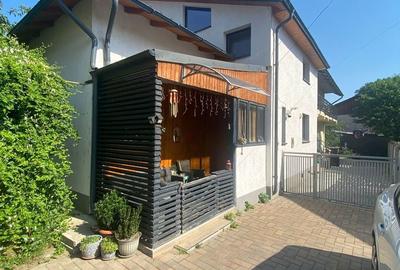 Casă cu 4 camere cu Teren 200 Mp în Central - 10