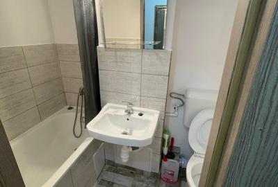Apartament 3 camere, Piata  Sud - 6