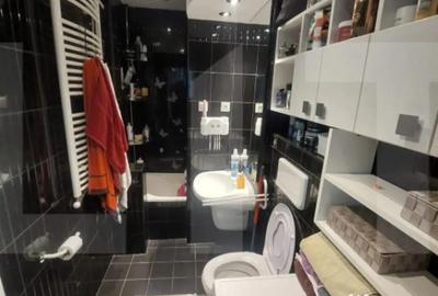 Apartament cu 3 camere decomandat în Central - 3