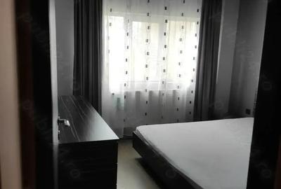 Inchiriez apartament 2 camere, cl Aradului, zona pia?a Verde - 3