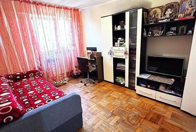 Apartament cu 2 camere decomandat în Micro 19
