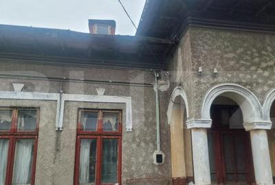 Casa +teren zona semicentrala - 1