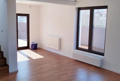 Casă cu 4 camere cu Teren 477 Mp în Central - 10