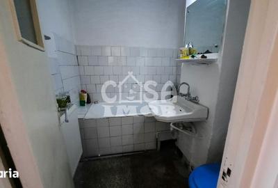 Apartament cu 2 camere semidecomandat în Micro 6 - 3