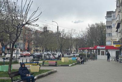 Spațiu comercial, de 45 mp, în Central - 7
