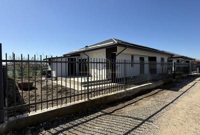 Casă individuală cu 4 camere cu Canalizare în Clinceni - 3