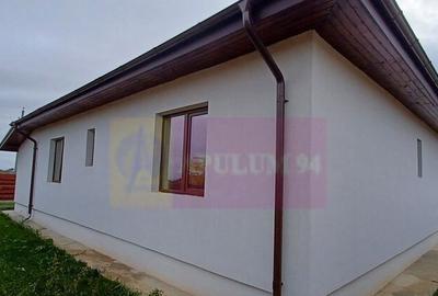 Sabareni, casa noua, 3 camere, 2 bai, bucatarie, t... - 5