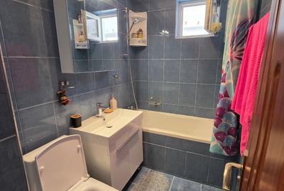 Apartament cu 2 camere semidecomandat, mobilat în Titan - 15