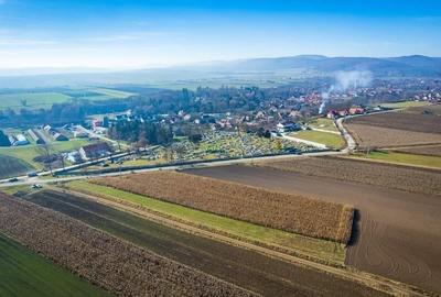 De vanzare teren intravilan la intrarea Arcusului - 10