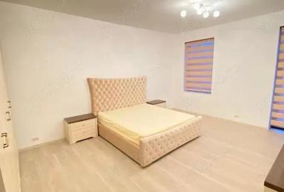 Apartament 3 camere, zona ULTRACENTRAL, etaj 1 - 11