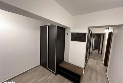 Apartament cu 3 camere decomandat în Ultracentral