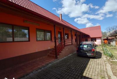 Casă cu 5 camere cu Teren 1440 Mp în Brazii - 3