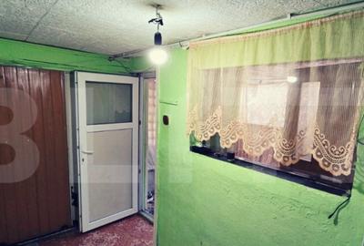 Casa parter 70 mp utili si 185 mp teren stradal, zona Ambasa - 6