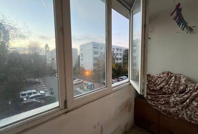 3 Camere | Titan | 1 Decembrie - 11