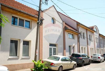 Spațiu comercial, de 742 mp, în Central - 8
