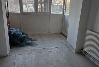 Spațiu comercial, de 124 mp, în Patria - 15