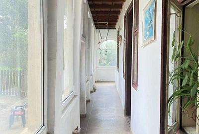 Casă cu 4 camere în Bogdana - 2