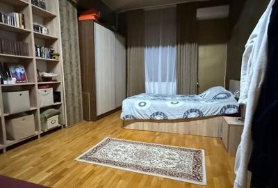 Casă cu 4 camere în Central - 16