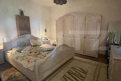 Casă cu 4 camere cu Teren 800 Mp în Central - 2