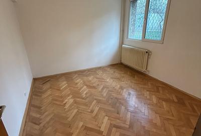 Titan 3 Camere Bloc 1970 Caramida Tip H 5 Min Metrou 1 Min Parc IOR - 3