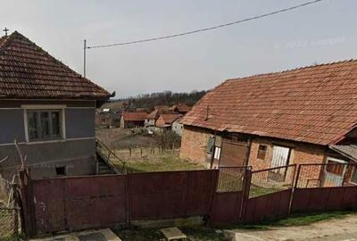 Casă cu 4 camere în Berindu - 2