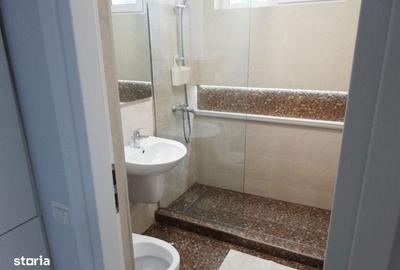 Apartament cu 2 camere semidecomandat, mobilat în Tomis I - 7
