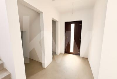 De vanzare casa tip duplex cu terasa, curte si anexa in Selimbar, Sibiu - 2