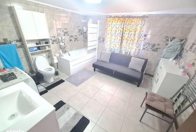 Casă cu 4 camere cu Teren 1200 Mp în Căiuți - 2